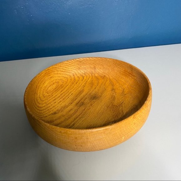 🎉4 for $20🎉Wooden Bowl 7 inches by 2 Inches Unkown Brand - Picture 7 of 9